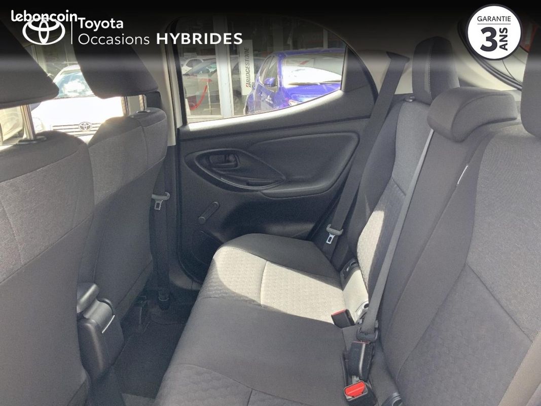 Toyota Yaris 116h Dynamic Business 5p MY22 (image 13)