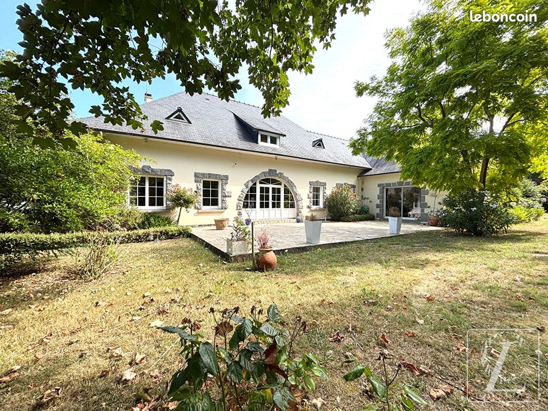 Maison 8 pièces 320 m² · à Fréhel · 320 m² · 997 440 €