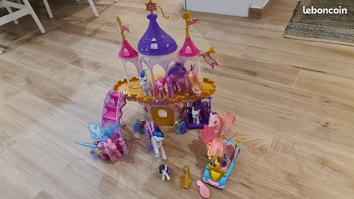 Château My little poney + lots poney (image 2)