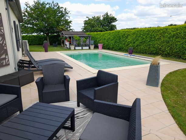 Maison 8 pièces 280 m²