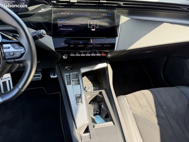 Peugeot 308 PHEV 180CH GT E-EAT8 (image 13)