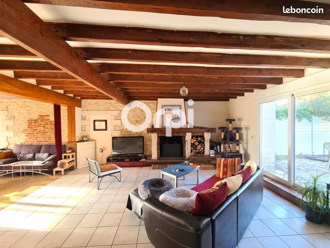 Maison 5 pièces 240 m² - Breuillet 17920 (image principale 7)