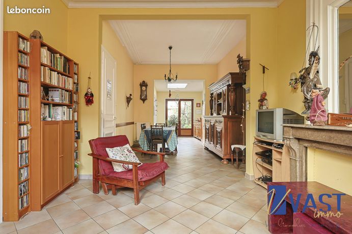 Maison 6 pièces 121 m² — 8