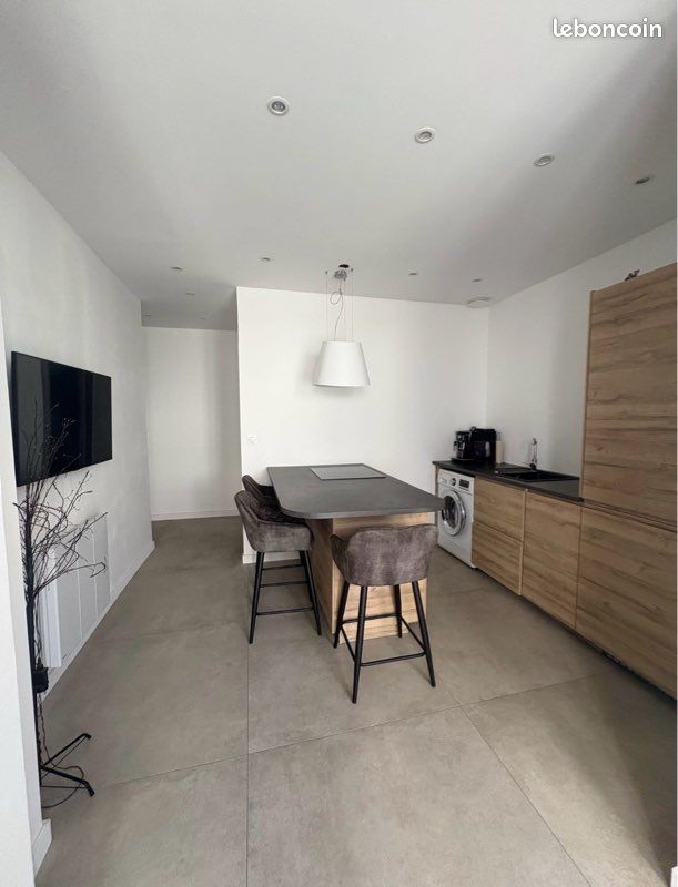 Appartement 1 pièce 24 m² · à Aix-les-Bains · 24 m² · 650 €/mois