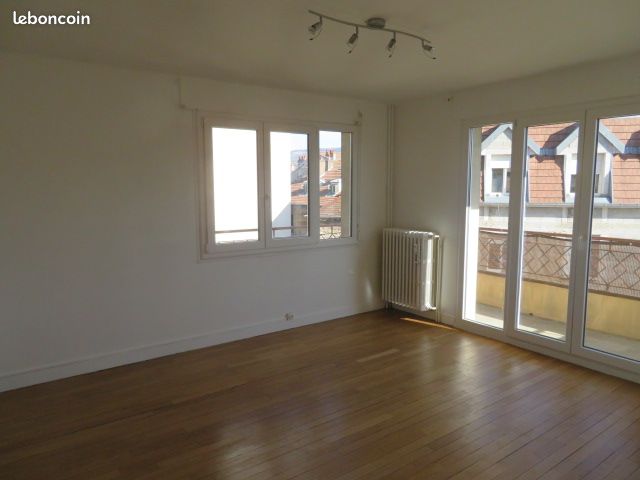 Immeuble 3 pièces 66 m² · à Besançon · 66 m² · 697 €/mois