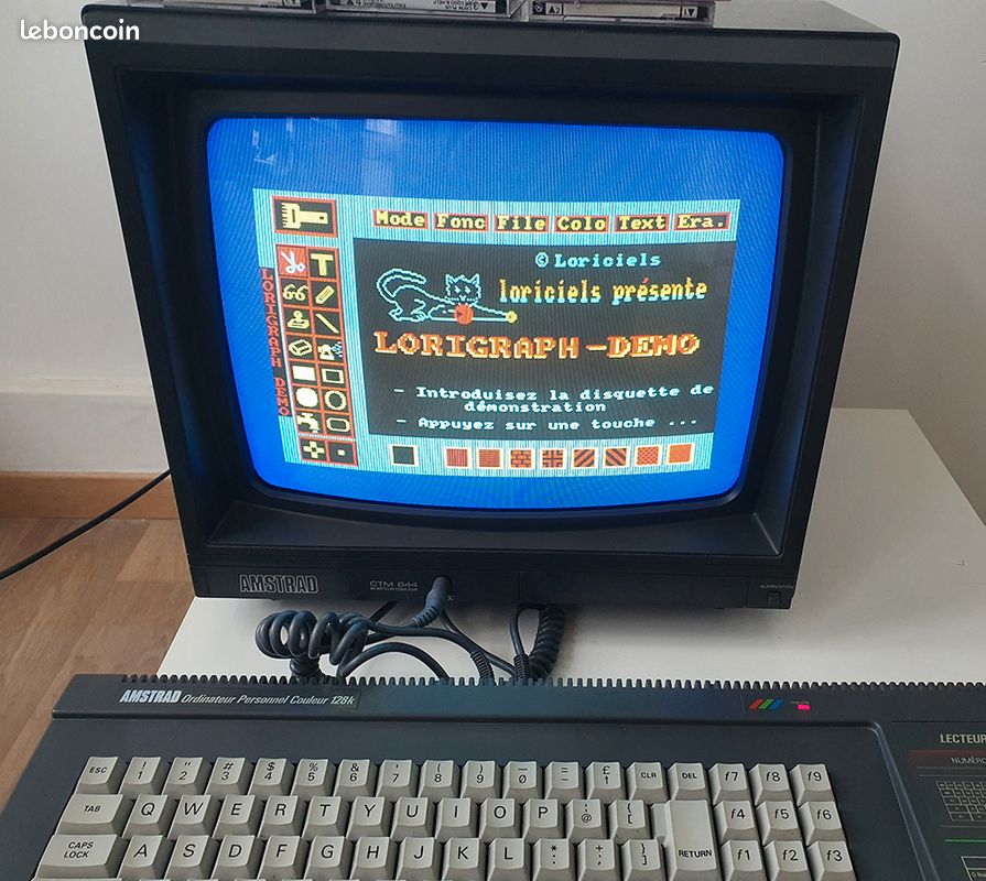 AMSTRAD CP 6128 + AMSTARD CTM 644 Fonctionnel Avec Joysticks