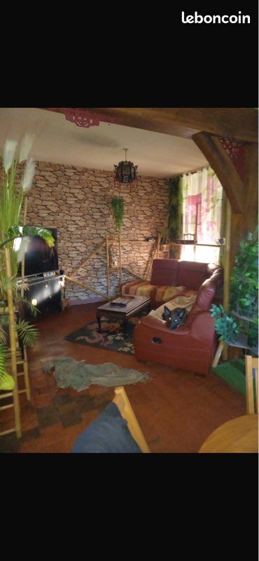 Maison 4 pièces 130 m² · à Charny Orée de Puisaye · 130 m² · 120 000 €