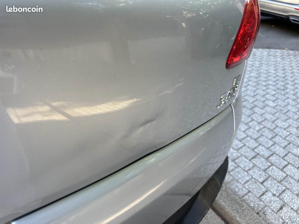PEUGEOT 3008 1.6 e-HDi FAP - 112 - BV MP6 Allure Toit panoramique (image 26)