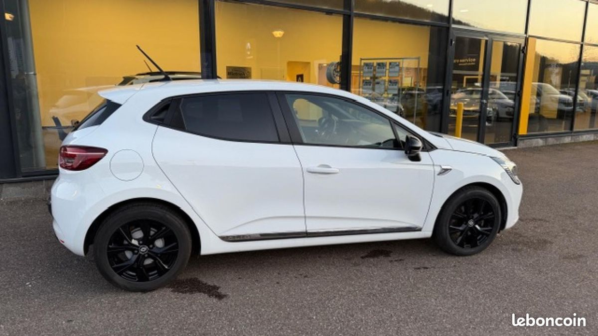 RENAULT CLIO 1.6 E-Tech Hybride - 140 - BVA multi-modes - 2021N V BERLINE Limited PHASE 1 (image 3)