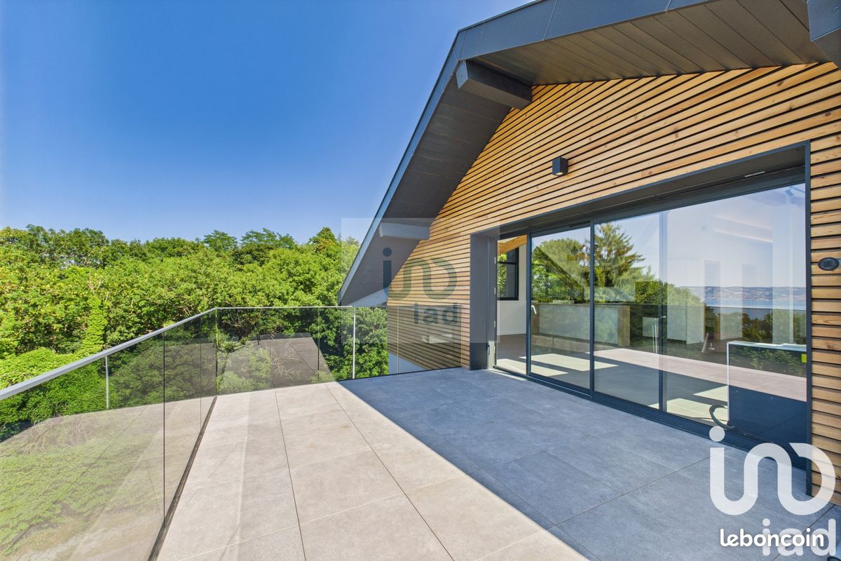Appartement 4 pièces 132 m² · à Neuvecelle · 132 m² · 860 000 €