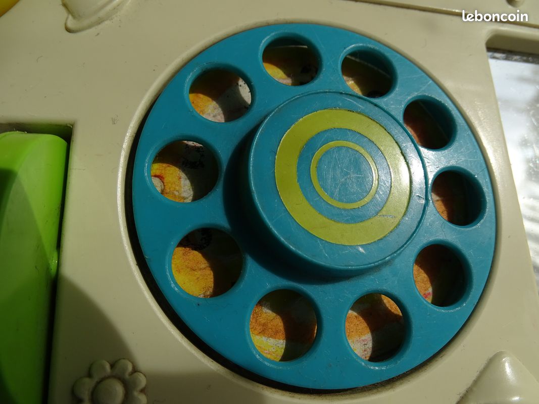 Tableau d'activités Fisher Price (activity center ) 1973. manque