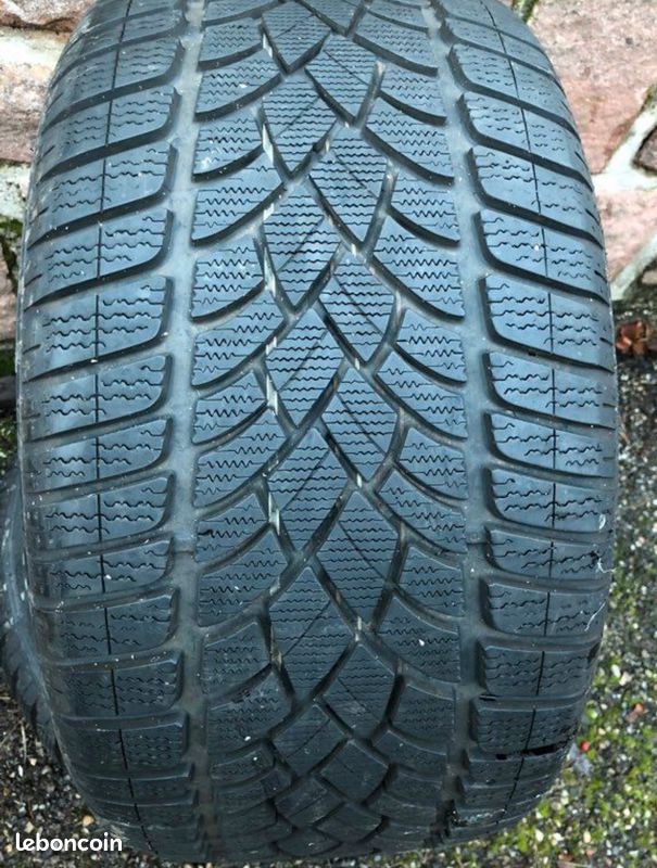 2 pneus 285/35R18 4 saisons CONTINENTAL Neufs - Équipement auto