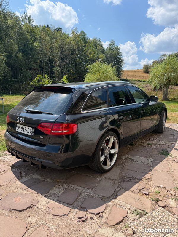 Audi A4 (image 1)