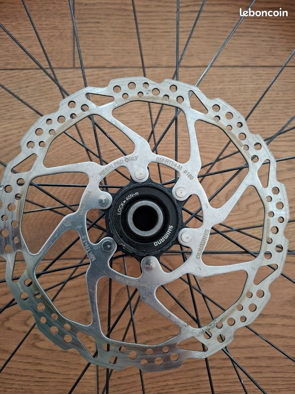 Roue vtt synchros 12x142 (image 2)