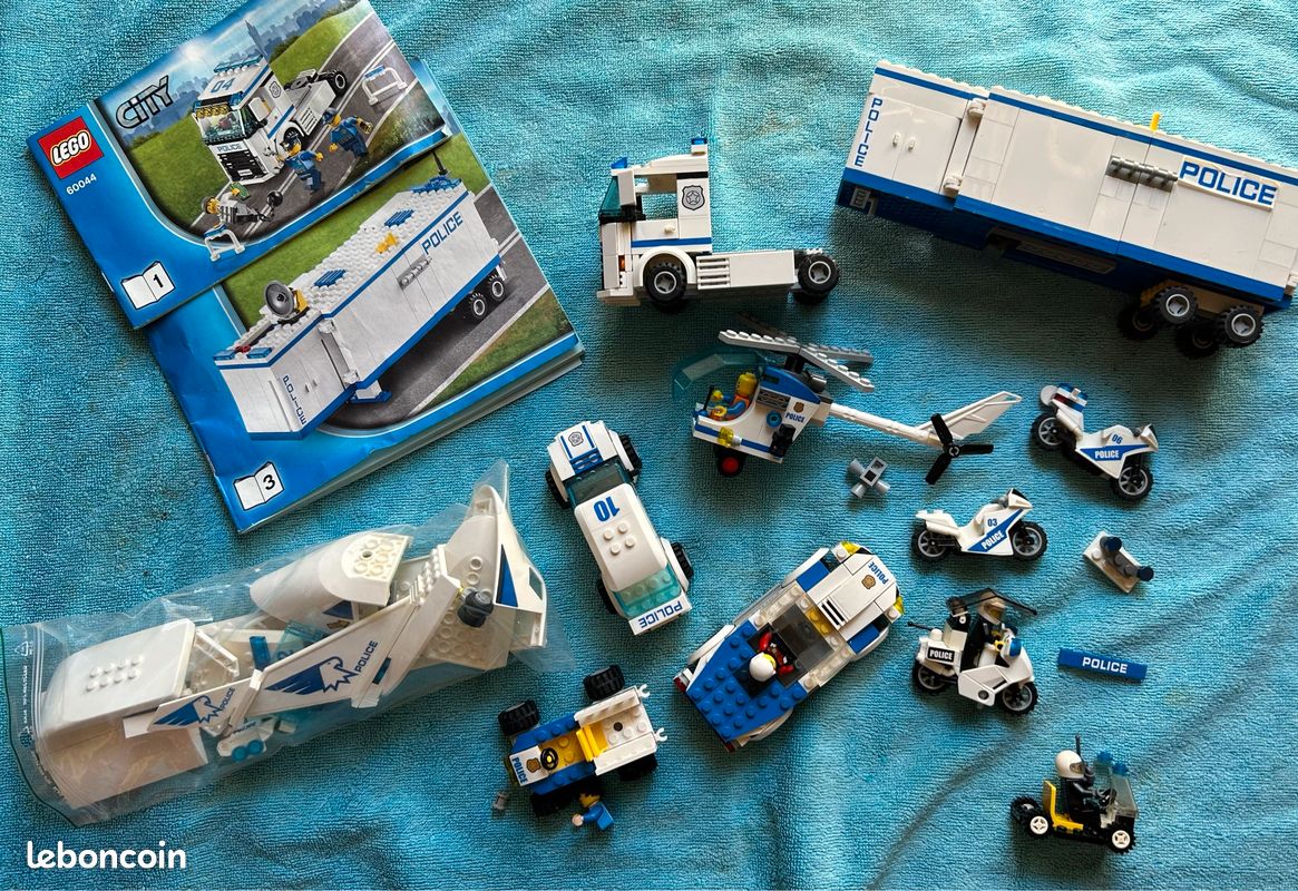 Gros lot de véhicules LEGO City Police + notices TBE (image 2)
