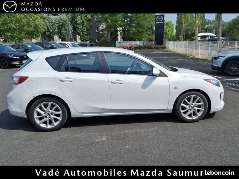 Mazda 3 2.2L MZR-CD DYNAMIQUE (image 13)