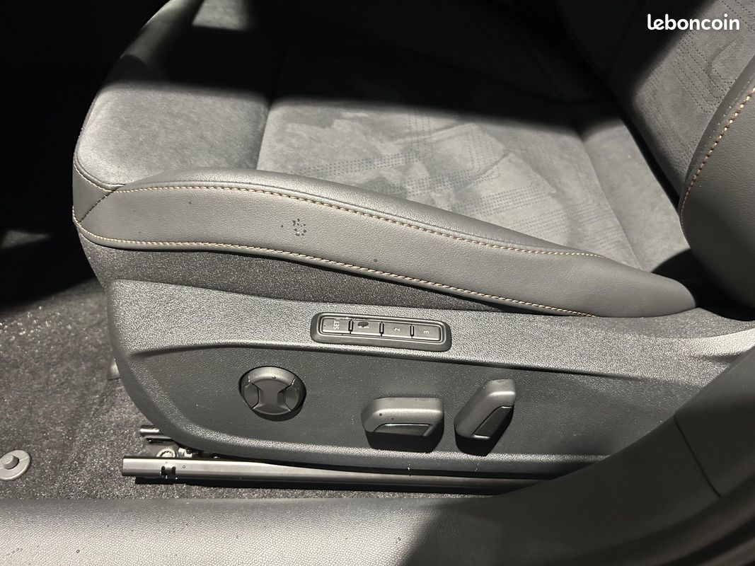 CUPRA Leon 1.5 eTSI Hybrid 150 ch DSG7 V (image 22)