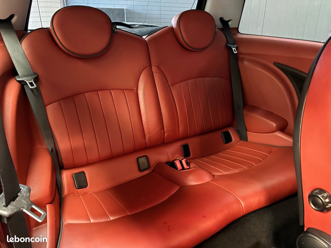 MINI MINI 1.6i - 170 Cooper S / INT CUIR ROUGE (image 12)