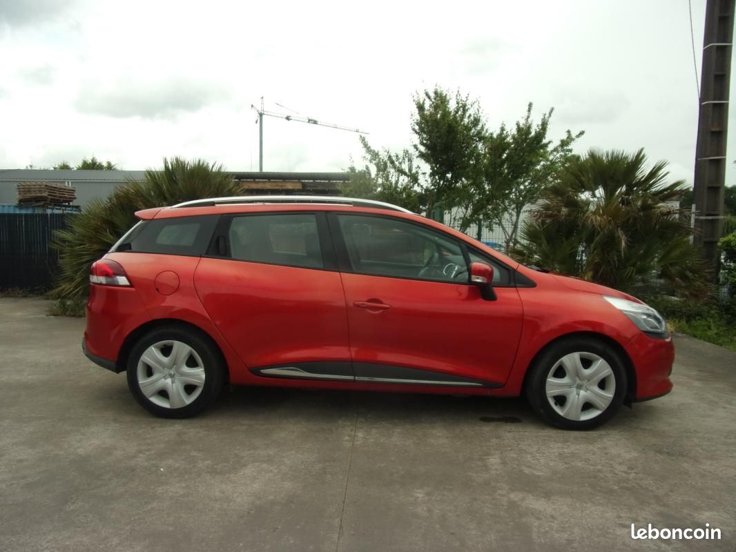 Renault Clio IV ESTATE dCi 90 Energy eco2 Dynamique 90g (image 4)