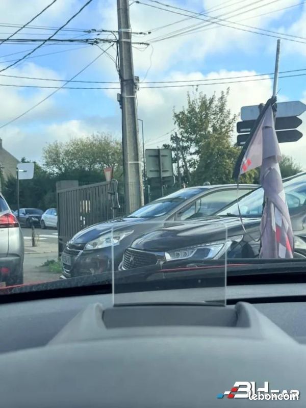 Peugeot 3008 1.6 BLUEHDI 120 ALLURE EAT (image 6)