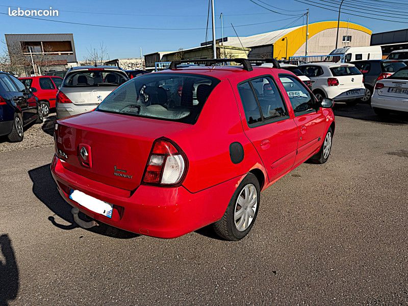 Renault CLIO II 1.2 16V 75CH THALIA 5P (image 5)