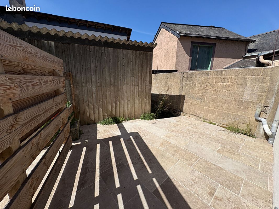 Maison 4 pièces 111 m² · à Daon · 111 m² · 152 000 €