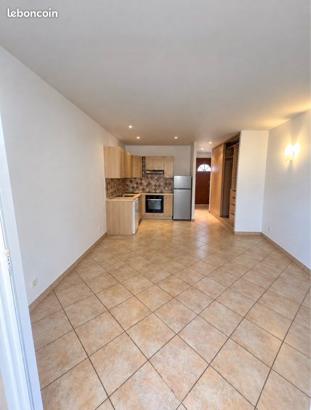 Appartement 1 pièce 28 m² · à Ajaccio · 28 m² · 690 €/mois