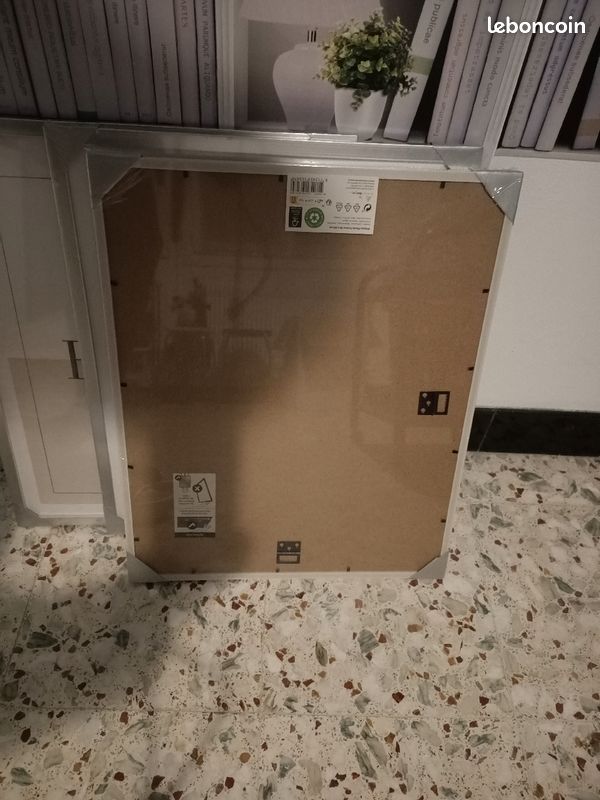 Lot de 3 cadres 40 par 50 cm (image 2)