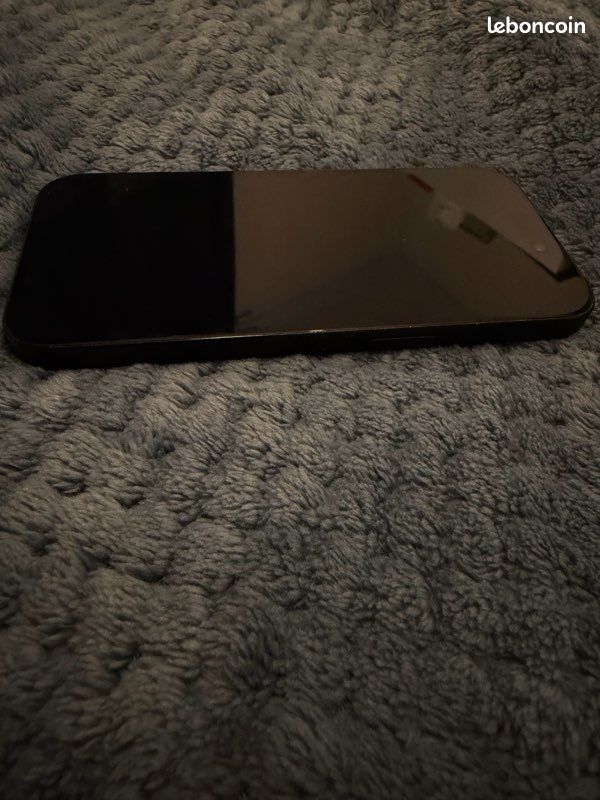 I phone 16 pro (image 2)