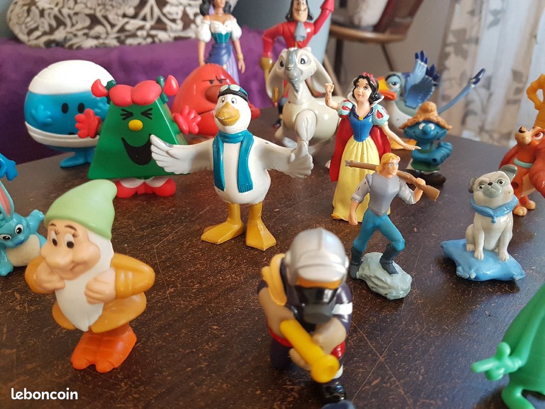 Lot de 45 figurines (image 3)