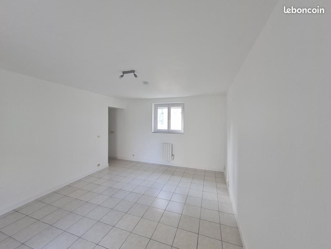 Appartement 1 pièce 24 m² · à Nanteuil-lès-Meaux · 24 m² · 530 €/mois