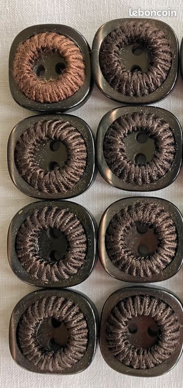 8 boutons passementerie anciens (image 1)