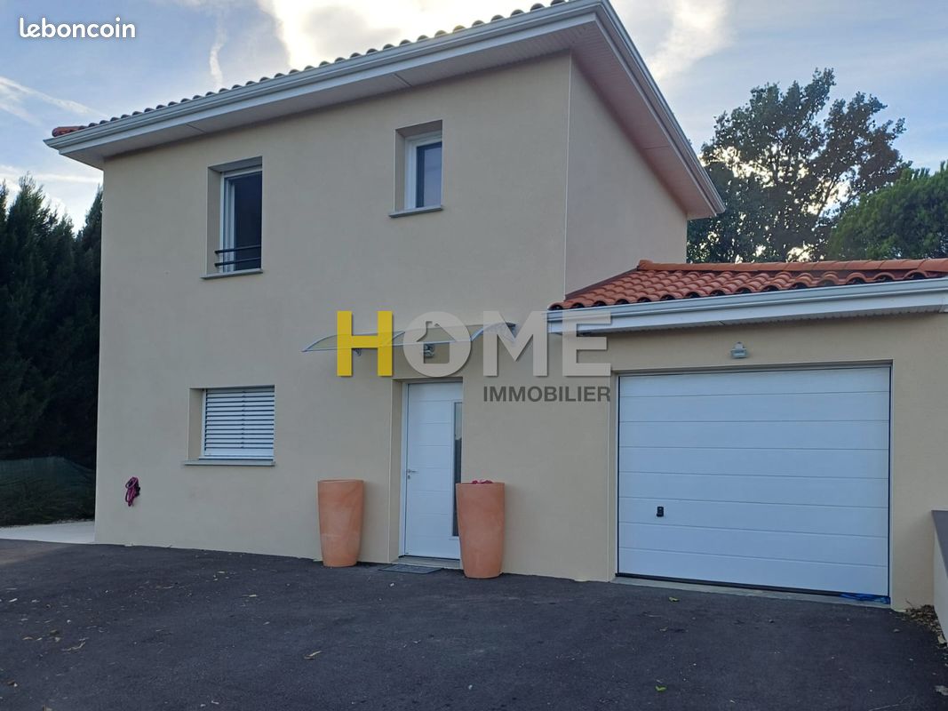Maison 3 pièces 52 m² · à Les Côtes-d'Arey · 52 m² · 900 €/mois