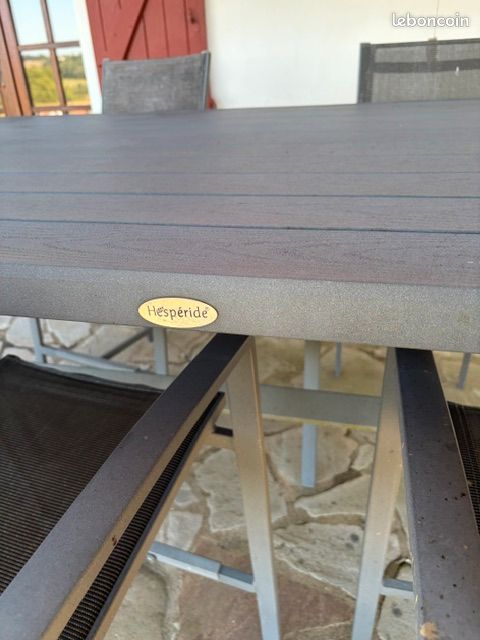 Table de jardin (image 2)