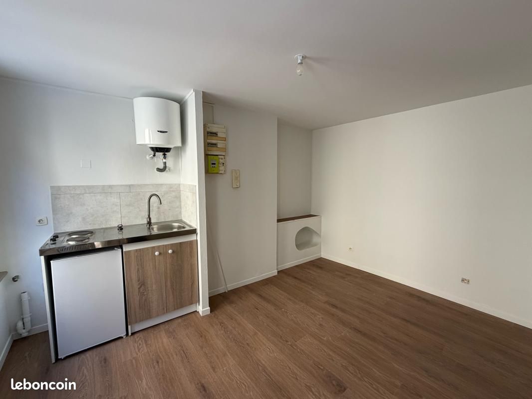 Appartement 1 pièce 17 m² · à Bar-le-Duc · 17 m² · 300 €