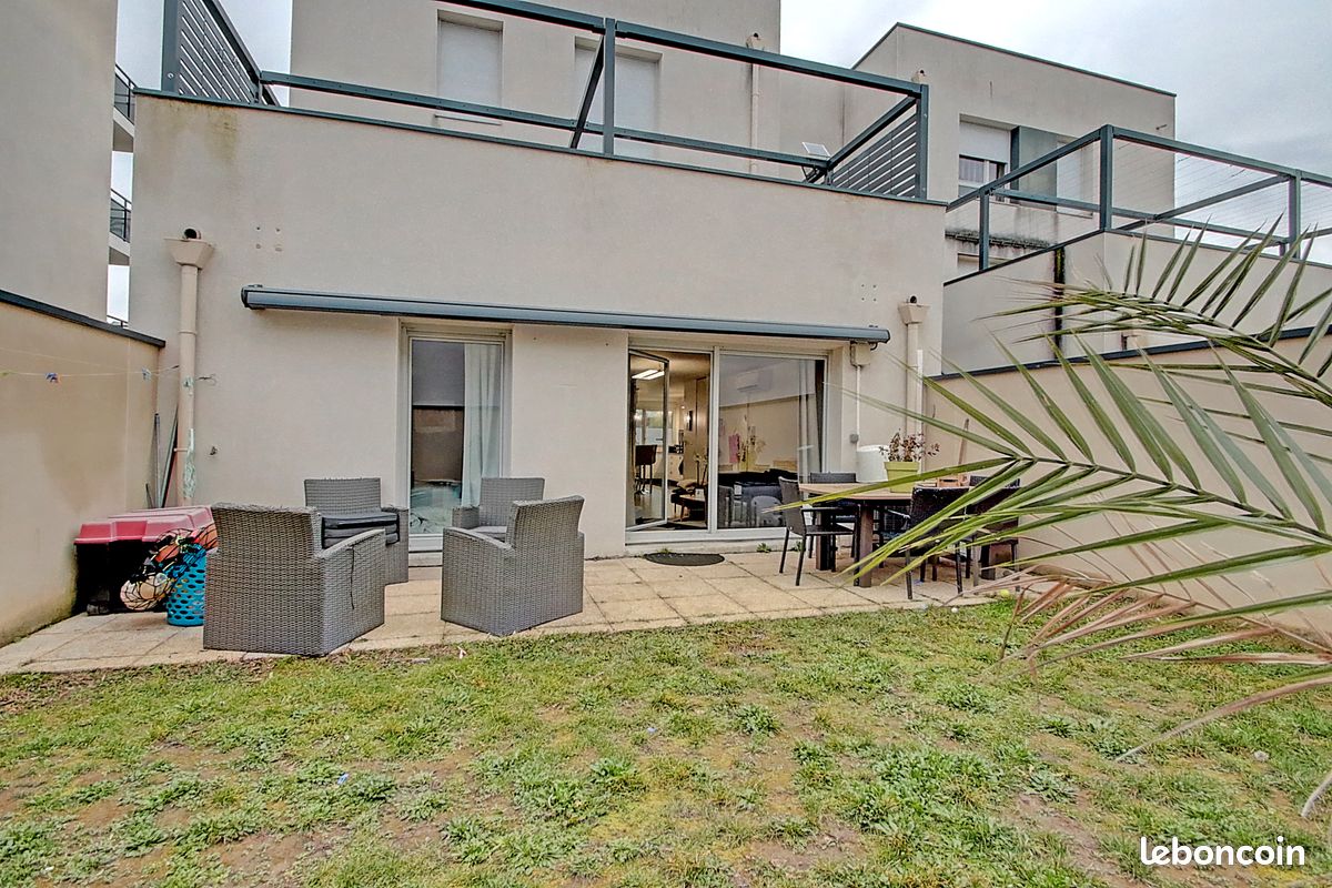 Appartement a louer vaulx-en-velin - 4 pièce(s) - 83 m2 - Surfyn