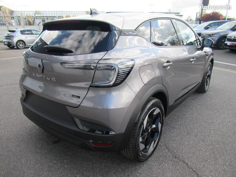 Renault Captur 1.8 E-Tech full hybrid 160ch Techno - 25 (image 5)