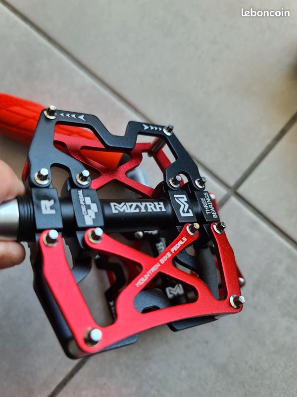 Lot de 2 chevilles de vélo en alliage d'aluminium robuste