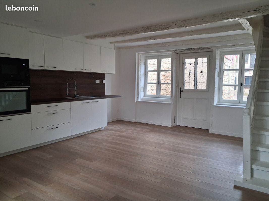Maison 3 pièces 76 m² · à Chalamont · 76 m² · 850 €/mois