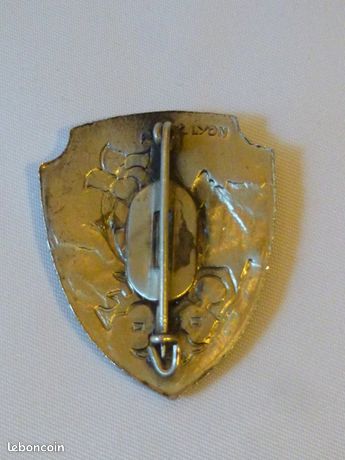 Insigne Club Alpin Français - 50 Ans De Club - Pin's Métal Made In France