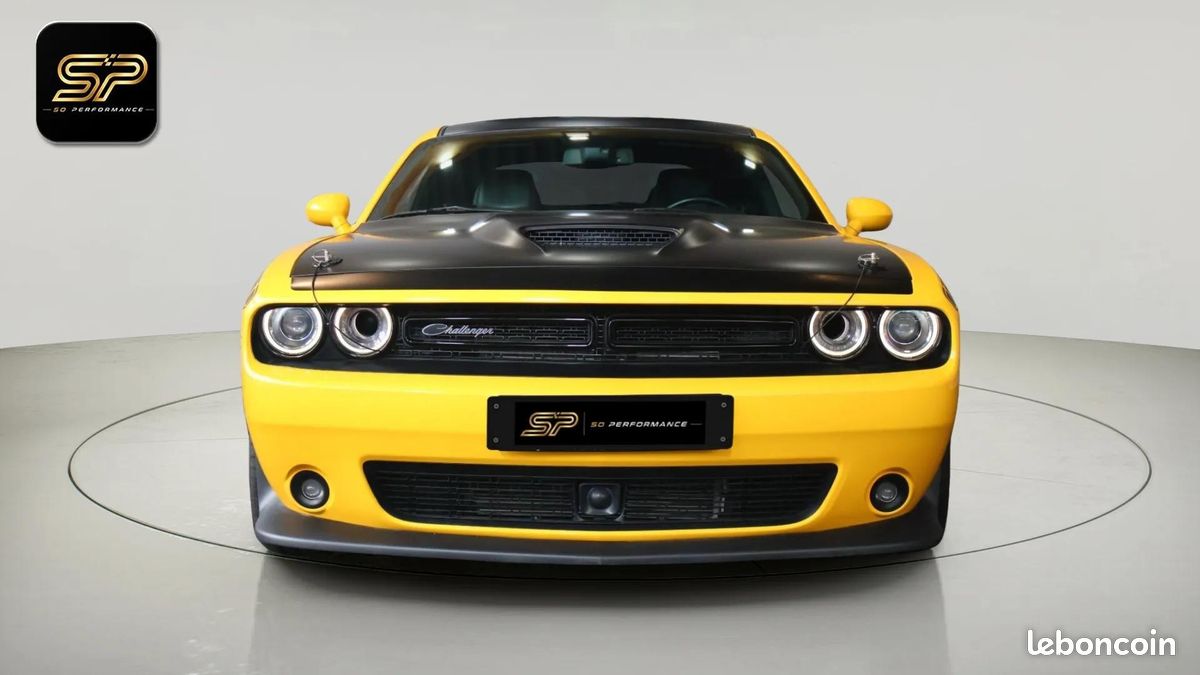 Dodge CHALLENGER SRT 392 Scat Pack * 6.4 HEMI * 491 ch * BVA * Caméra (image 2)