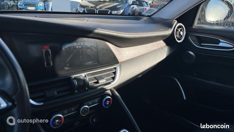 Alfa Romeo Giulia 2.2 JTD 160ch Ti AT8 MY20 (image 28)