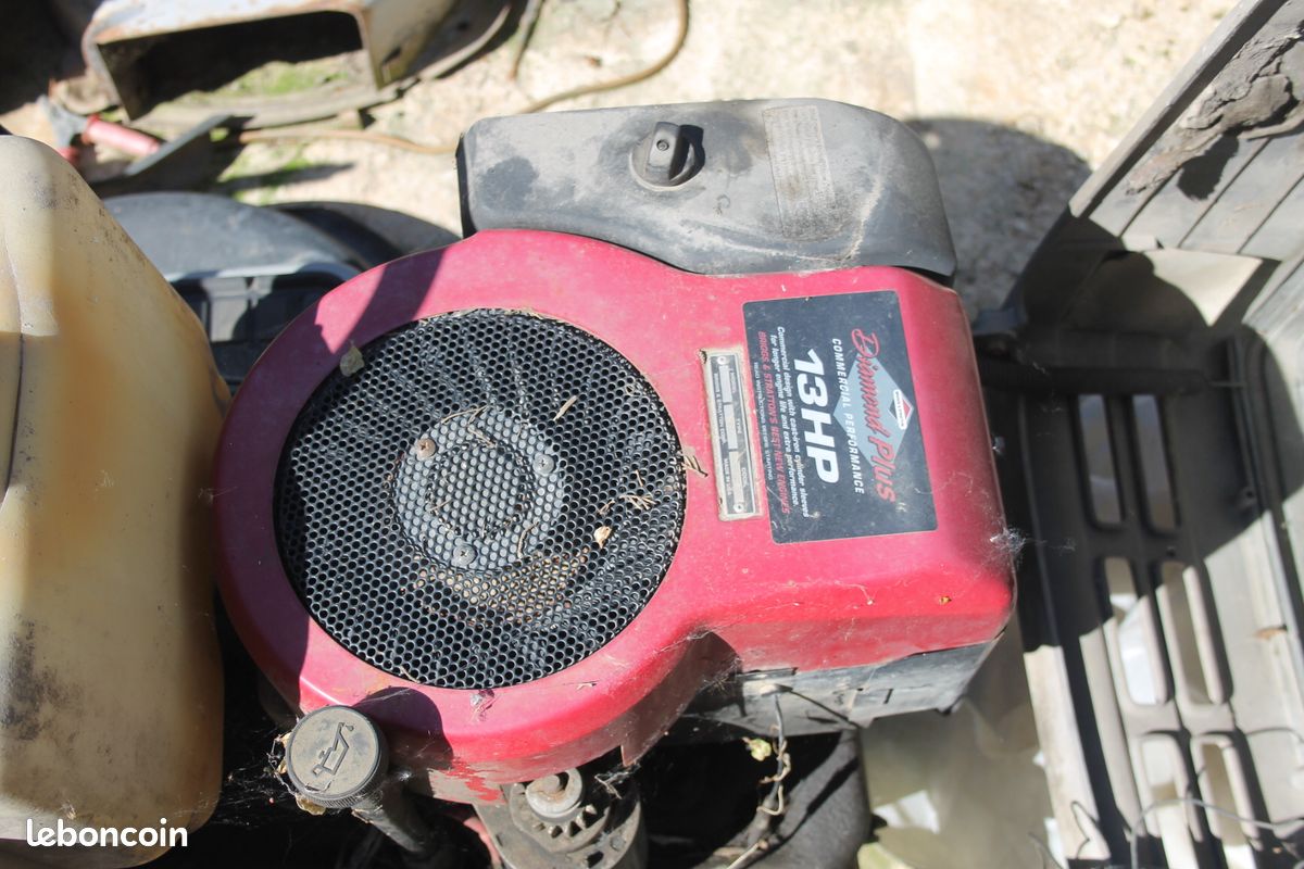 Tracteur tondeuse 13/38 et 12/91 pour pièces moteur briggs et stratton (image 5)