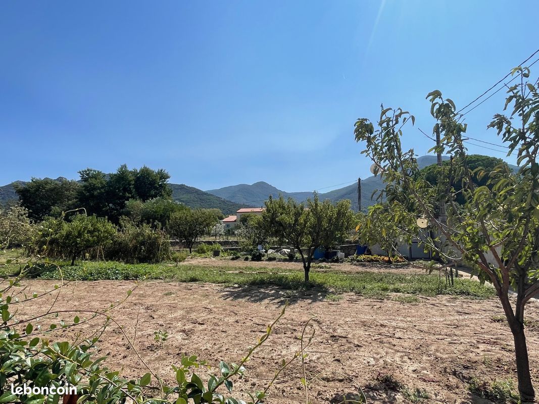 Terrain 1142 m² · à Sorède · 1 142 m² · 349 000 €