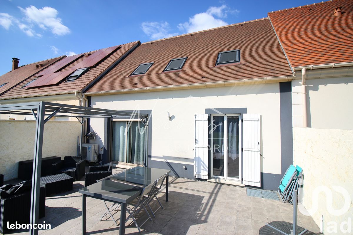 Maison 5 pièces 90 m² · à Le Plessis-Belleville · 90 m² · 285 000 €