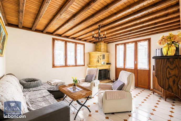 Maison 7 pièces 167 m² — 9