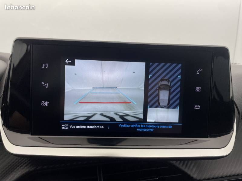 Peugeot 208 PureTech 100 S&S BVM6 Allure (image 26)