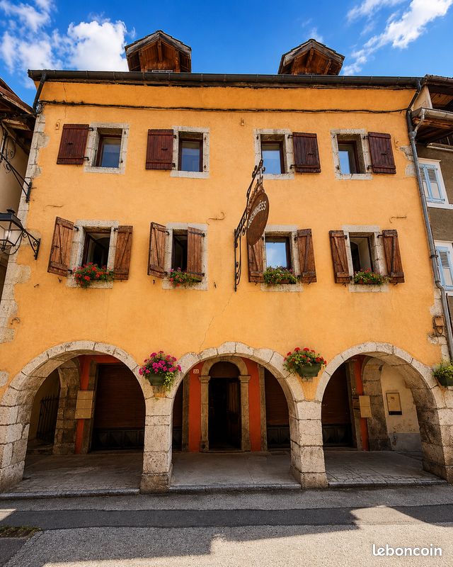Appartement 2 pièces 52 m² · à Taninges · 52 m² · 140 000 €