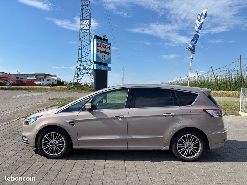Ford S-Max 7places 2.0 EcoBlue 190ch Vignale Boîte auto (image 4)