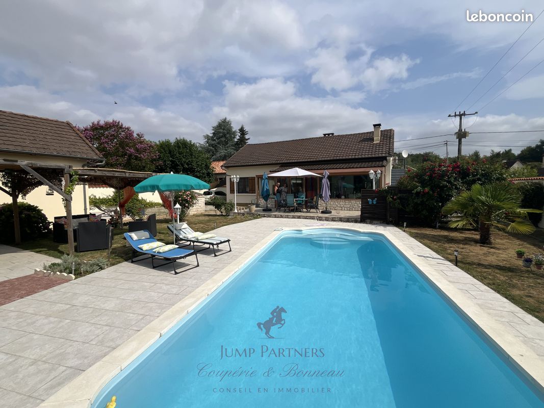 Maison 7 pièces 188 m² · à Mouleydier · 188 m² · 340 000 €